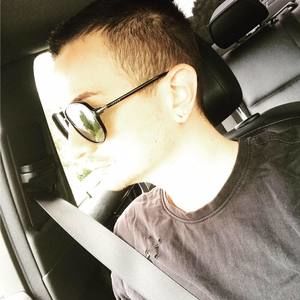 Meet your Posher, Sam